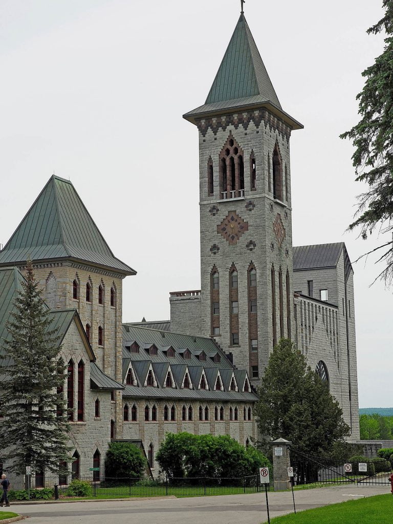 Abbaye-de-Saint-Benoit-du-Lac old church