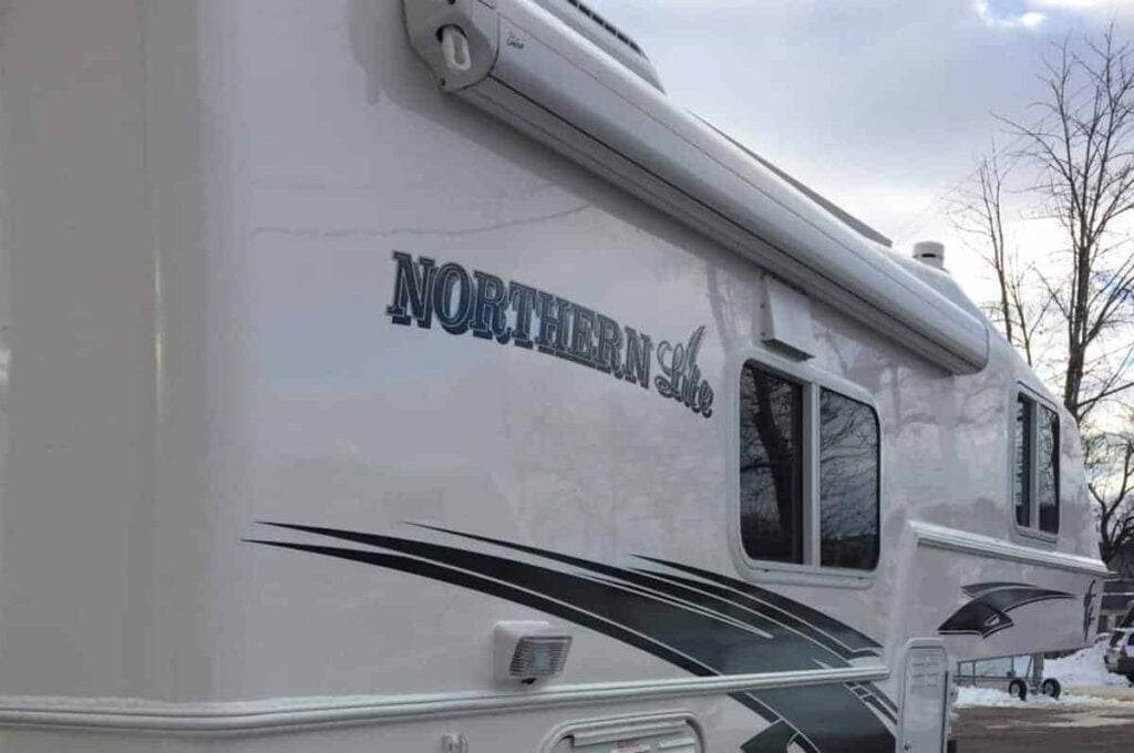 Northern Lite Sportsman Plus 8-11 Exterior