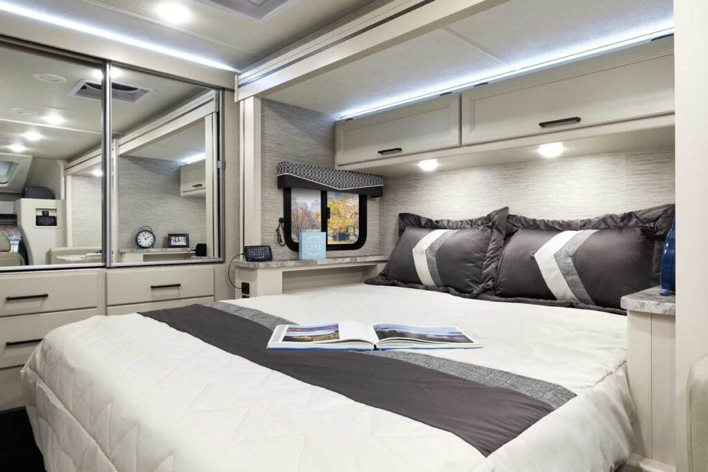 A look at the bed inside the 2022 Thor Gemini Class B Motorhome.