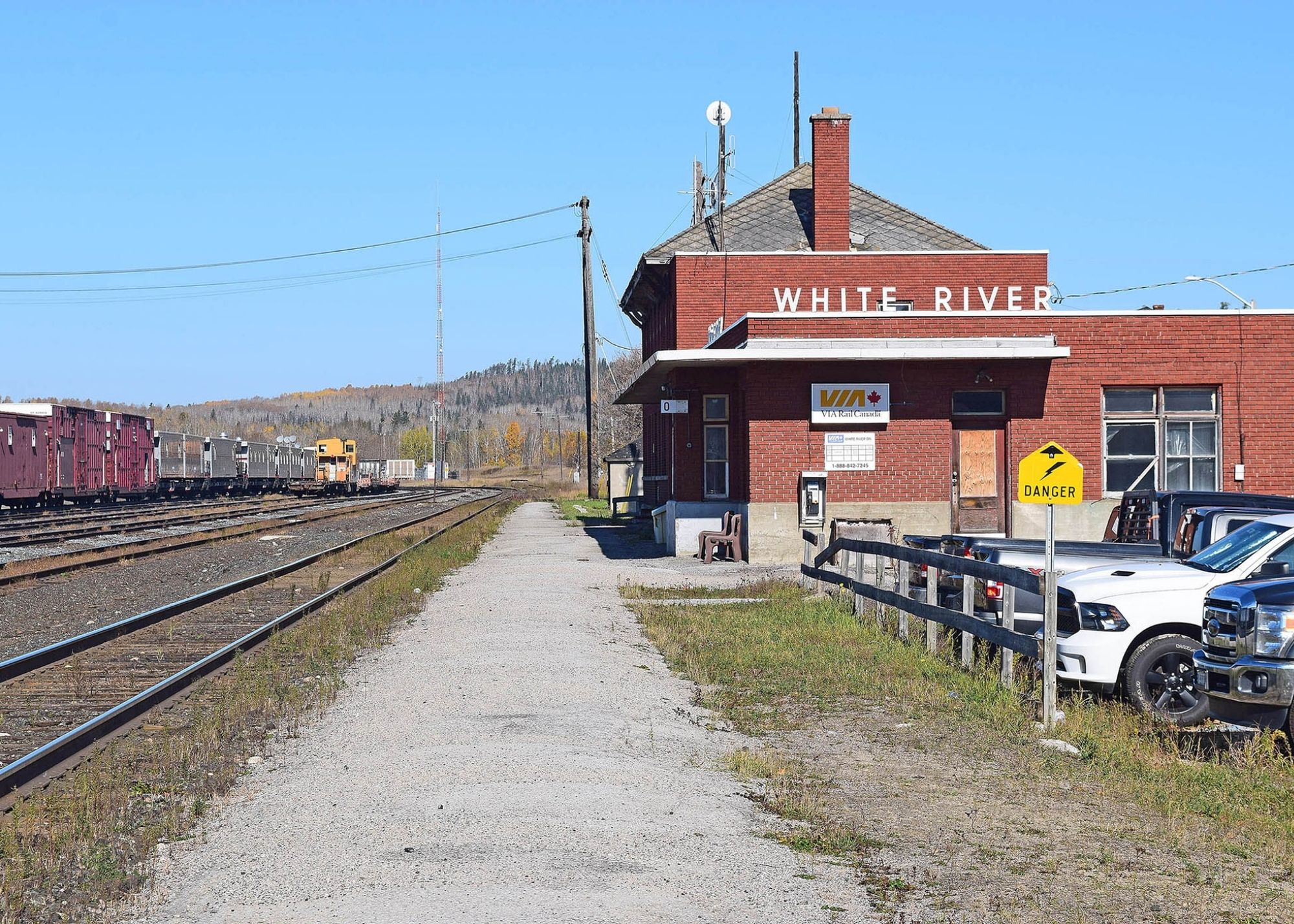 White River railway station and gravel platform on a sunny day.