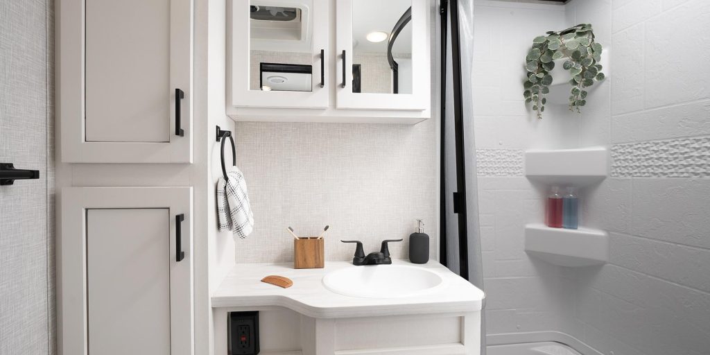 The bathroom inside the 2024 Jayco Jay Feather.